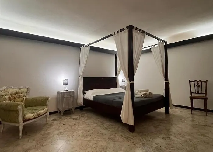 Al Castello Maison d'hôtes 3*